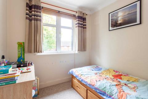 142 Henley Road, Caversham, Reading, RG4 6DJ