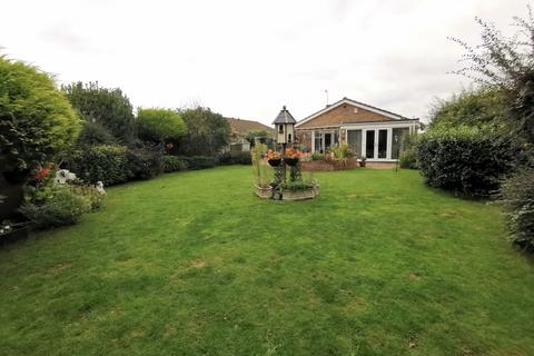 14 Lower Drive, Seaford, BN25 3AS