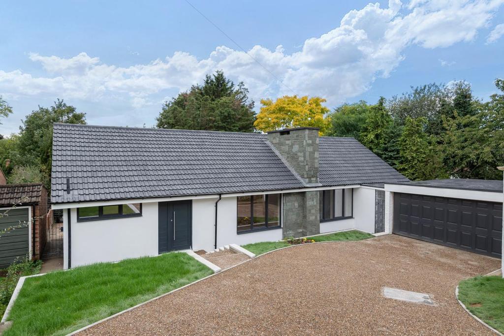 Hillbrow Road, Bromley 4 bed detached house £925,000