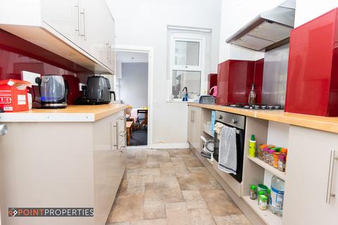 4 bedroom terraced house to rent, Liverpool L15