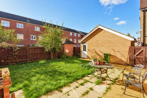 26 Edgeworth Close, Slough, SL3 7FS