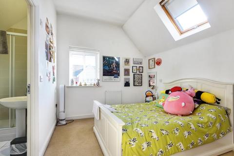 26 Edgeworth Close, Slough, SL3 7FS