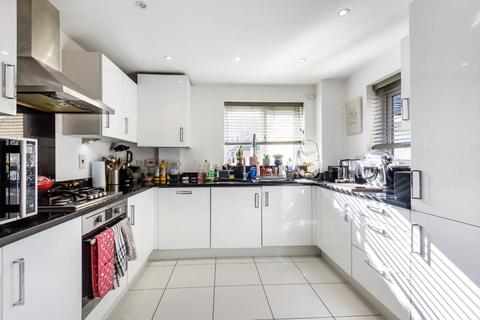 26 Edgeworth Close, Slough, SL3 7FS