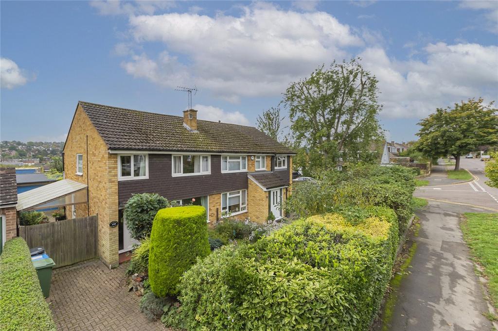 Bridgewater Road, Berkhamsted 3 bed semidetached house £575,000