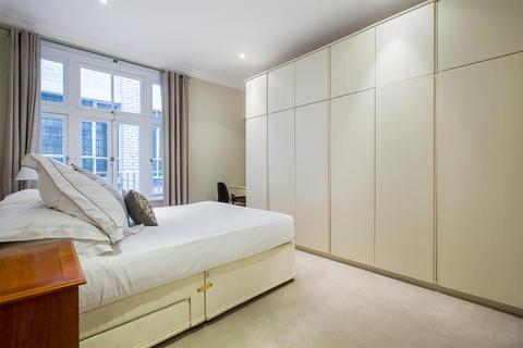 4 bedroom apartment to rent, Whitehall Court, London SW1A