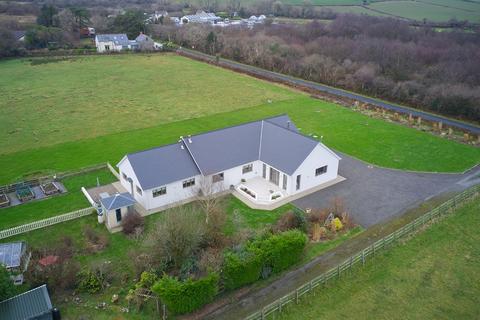 4 bedroom property with land for sale - Chapel Lane, Llanteg, Narberth, Pembrokeshire.