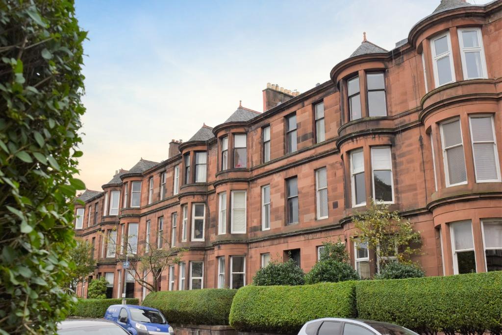 Fergus Drive, Flat 2/2, North Kelvinside, Glasgow, G20 6AH 1 bed flat