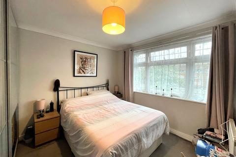 3 bedroom semi-detached house to rent, Convent Road, Ashford, Surrey, TW15