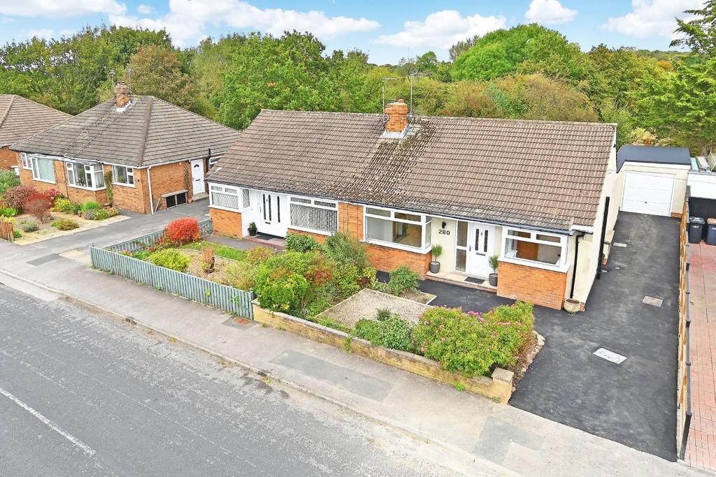 Woodfield Road, Harrogate 2 bed semidetached bungalow £275,000