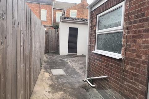 2 bedroom terraced house to rent, Stanley Street, Gainsborough