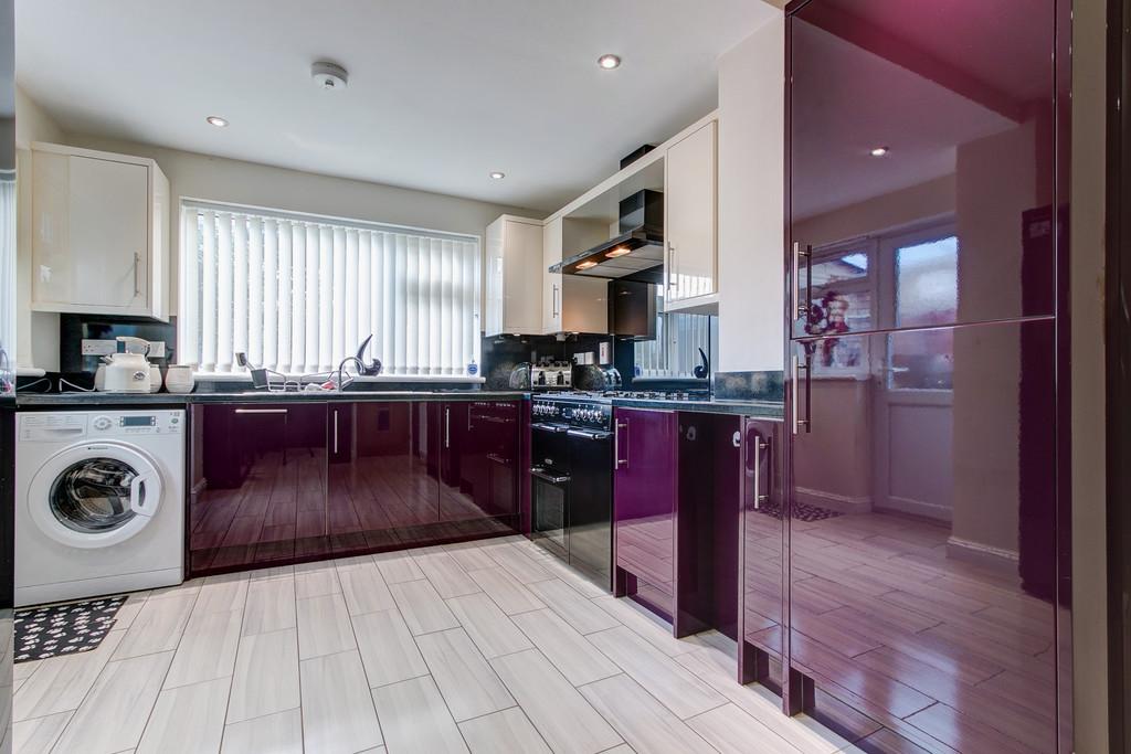 Harport Road, Greenlands, Redditch, B98 7PH 3 bed semidetached house