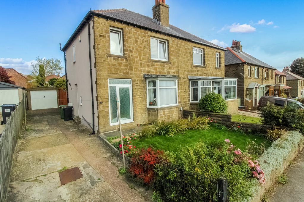 Red Lane, Meltham 3 bed semidetached house £210,000
