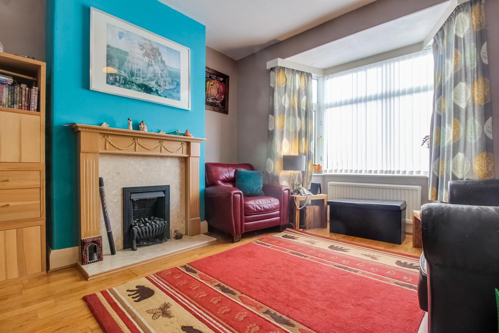 Red Lane, Meltham 3 bed semidetached house £210,000