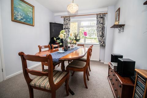 18 Bryncoed, Radyr, Cardiff, CF15 8RH