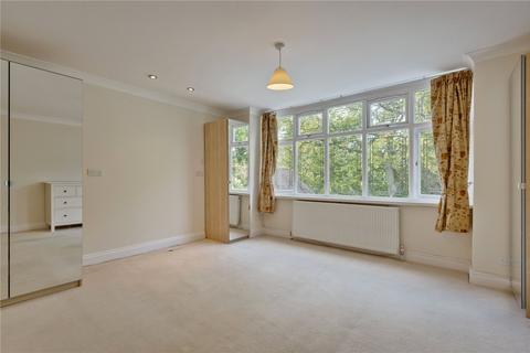 5 bedroom detached house to rent, Ditton Road, Surbiton, Surrey, KT6