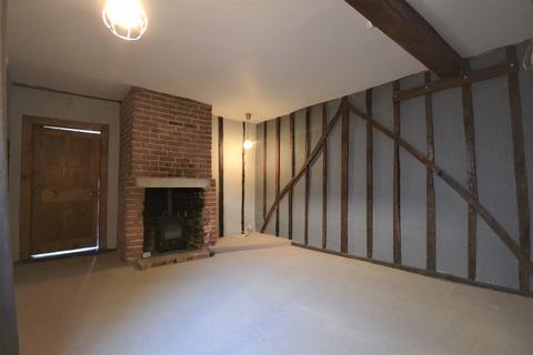 2 bedroom terraced house to rent, Castle Street, Saffron Walden