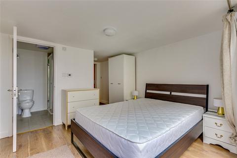 3 bedroom terraced house to rent, Atney Road, London