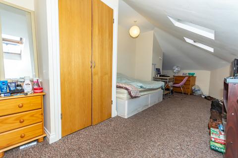 7 bedroom flat share to rent - ALL ENSUITE top floor masonette - Belgrave Road, Plymouth