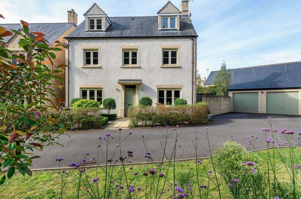 View of Property at Front