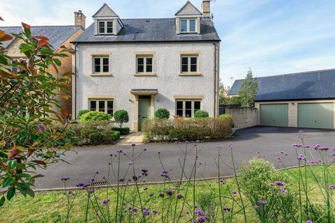 3 Bittern Close, South Cerney, Cirencester, GL7 5WN