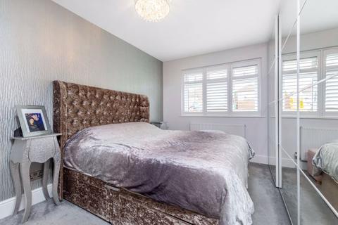 50 Cold Blow Crescent, Bexley, DA5 2DS