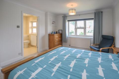 31 Blake Close, Walmer, Deal, CT14 7UB