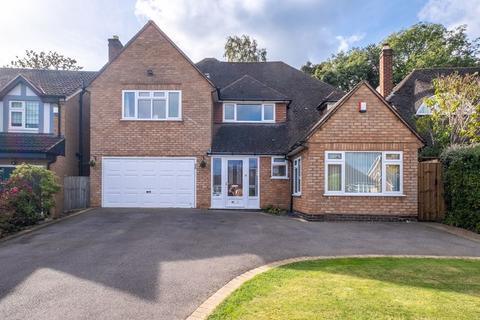 26 Midgley Drive, Sutton Coldfield, B74 2TW