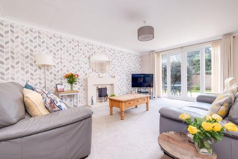 26 Midgley Drive, Sutton Coldfield, B74 2TW