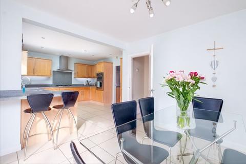 26 Midgley Drive, Sutton Coldfield, B74 2TW