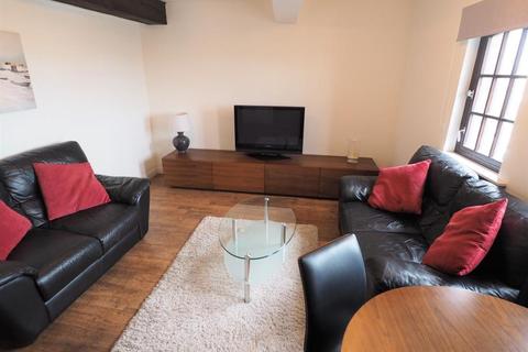 2 bedroom apartment to rent - Warehouse 13, Kingston Street, Hull, East Yorkshire, HU1 2DZ