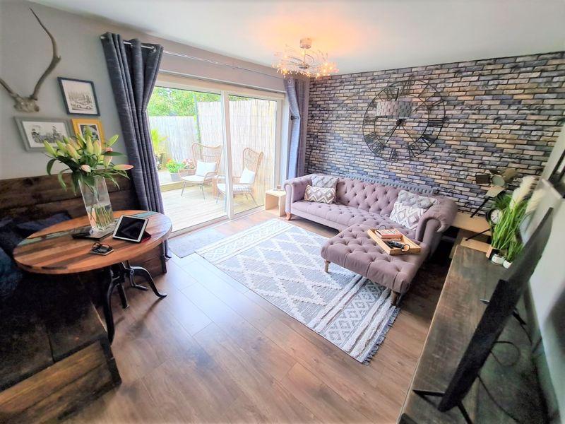Lindsey Close, Cramlington 2 bed ground floor flat £95,000