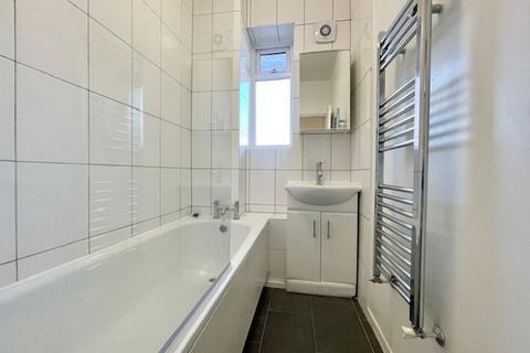 3 bedroom apartment to rent, Newcomen Street, SE1