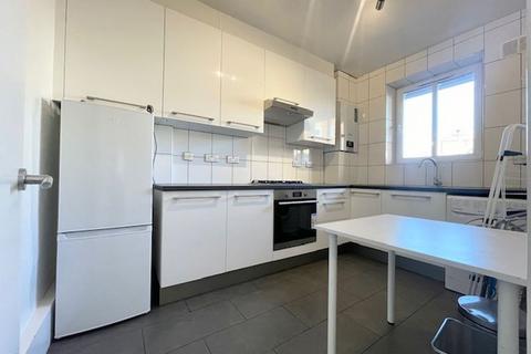 3 bedroom apartment to rent, Newcomen Street, SE1