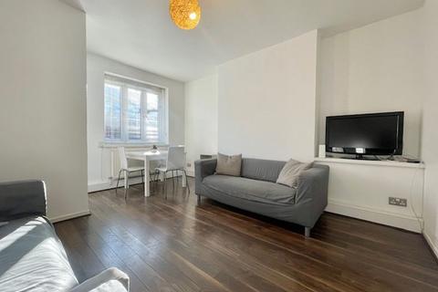 3 bedroom apartment to rent, Newcomen Street, SE1