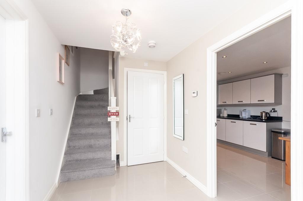 Cardinal Way, NewtonleWillows, WA12 3 bed detached house £290,000