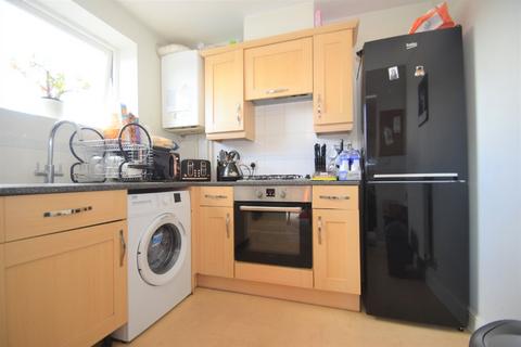 2 bedroom flat for sale, Compair Crescent, Ipswich, IP2