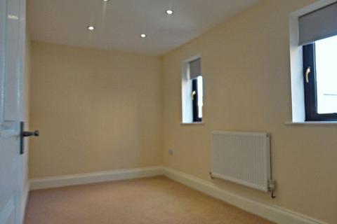 2 bedroom maisonette to rent, Central Chambers, Bearwood Road.