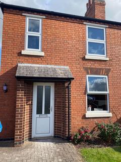 3 bedroom semi-detached house to rent, Station Road, Castle Donington