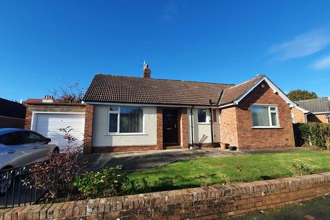 2 bedroom bungalow to rent, Hay Brow Close, Scalby, Scarborough