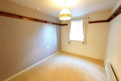 3 bedroom apartment for sale - Regal Court, Atherstone