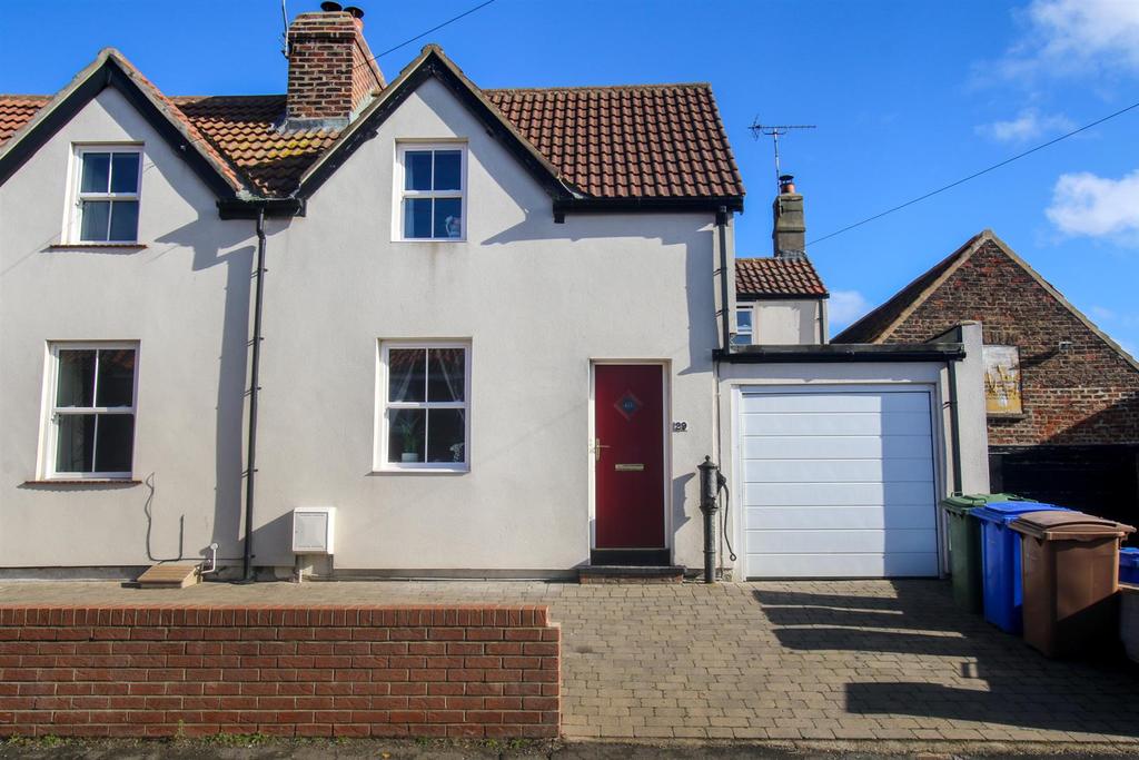 Tower Street, Flamborough, 3 bed semidetached house for sale £244,950