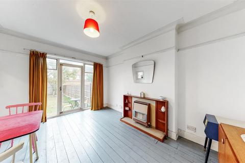 20 Ashness Gardens, Greenford, UB6 0RL