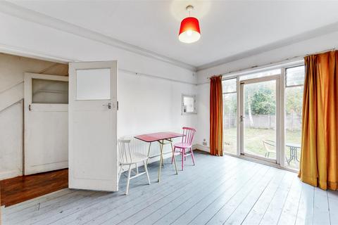 20 Ashness Gardens, Greenford, UB6 0RL