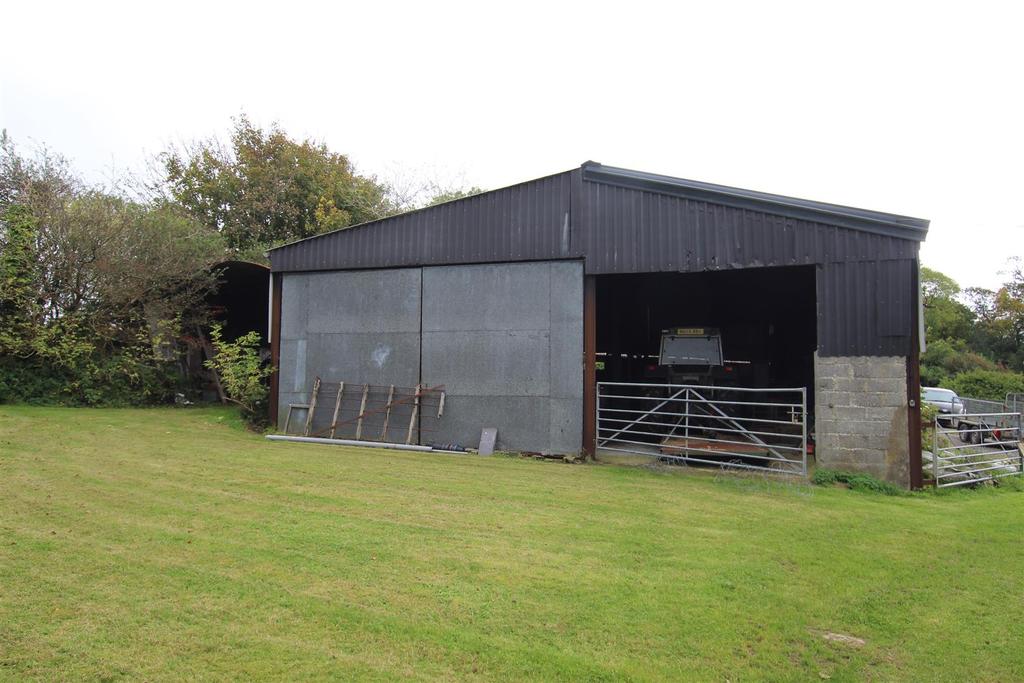 Modern barn.JPG