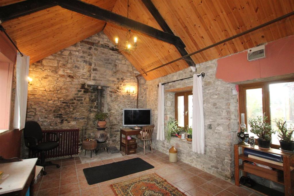 Reception Room / Bedroom 5