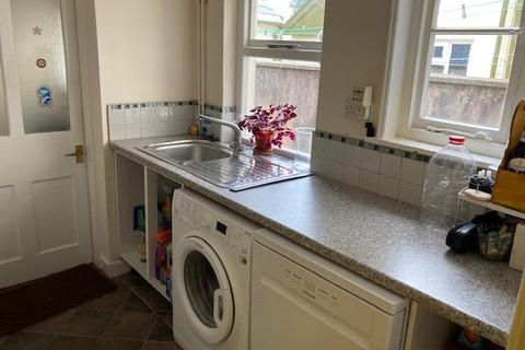Frondeg, 14 Ffrydan Road, Bala, LL23 7RT