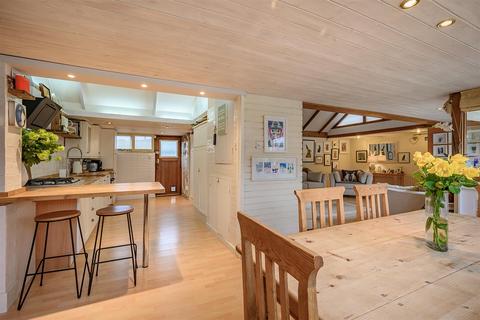 The Cedars School Lane, Tiddington, Stratford-upon-avon, CV37 7AJ