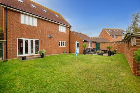28 Foreland Heights, North Foreland, Broadstairs, CT10 3FU