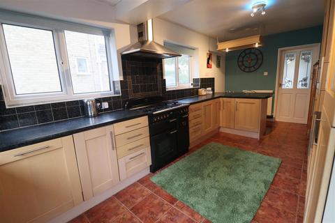 23 Beechfield Drive, Willerby, Hull, HU10 6DF