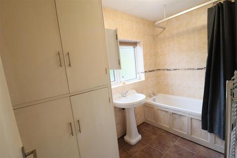 23 Beechfield Drive, Willerby, Hull, HU10 6DF